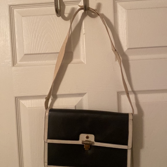 Salvador faragamo purse made in Italy - Picture 7 of 7